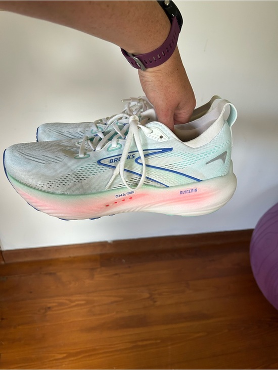 Brooks Shoes - Brooks Women’s Glycerin Sneakers - Mint, White & Pastel Pink